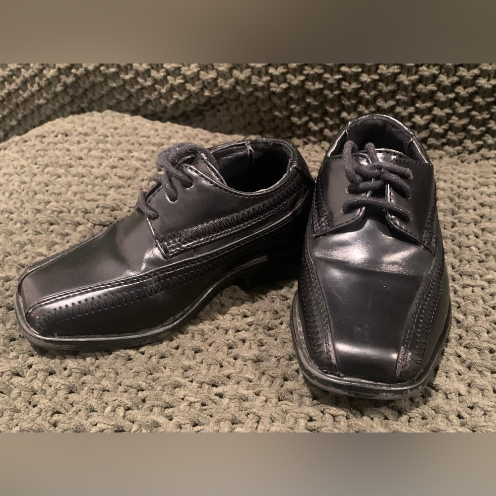 Stacy Adams Boy’s Black Lil Bowman Oxford Dress Shoes, Lace-Up; Size 5 (Big Boy)